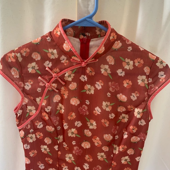 Red Floral Qipao Cheongsam - Picture 2 of 4